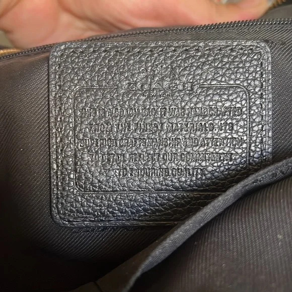 Coach Central Satchel bag in black pebbled leather - Picture 16 of 16